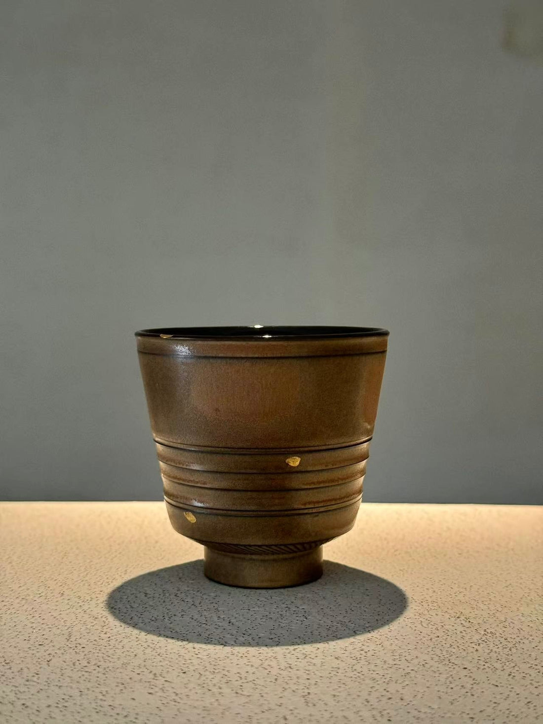 High quality ceramic office cups bring warmth to work