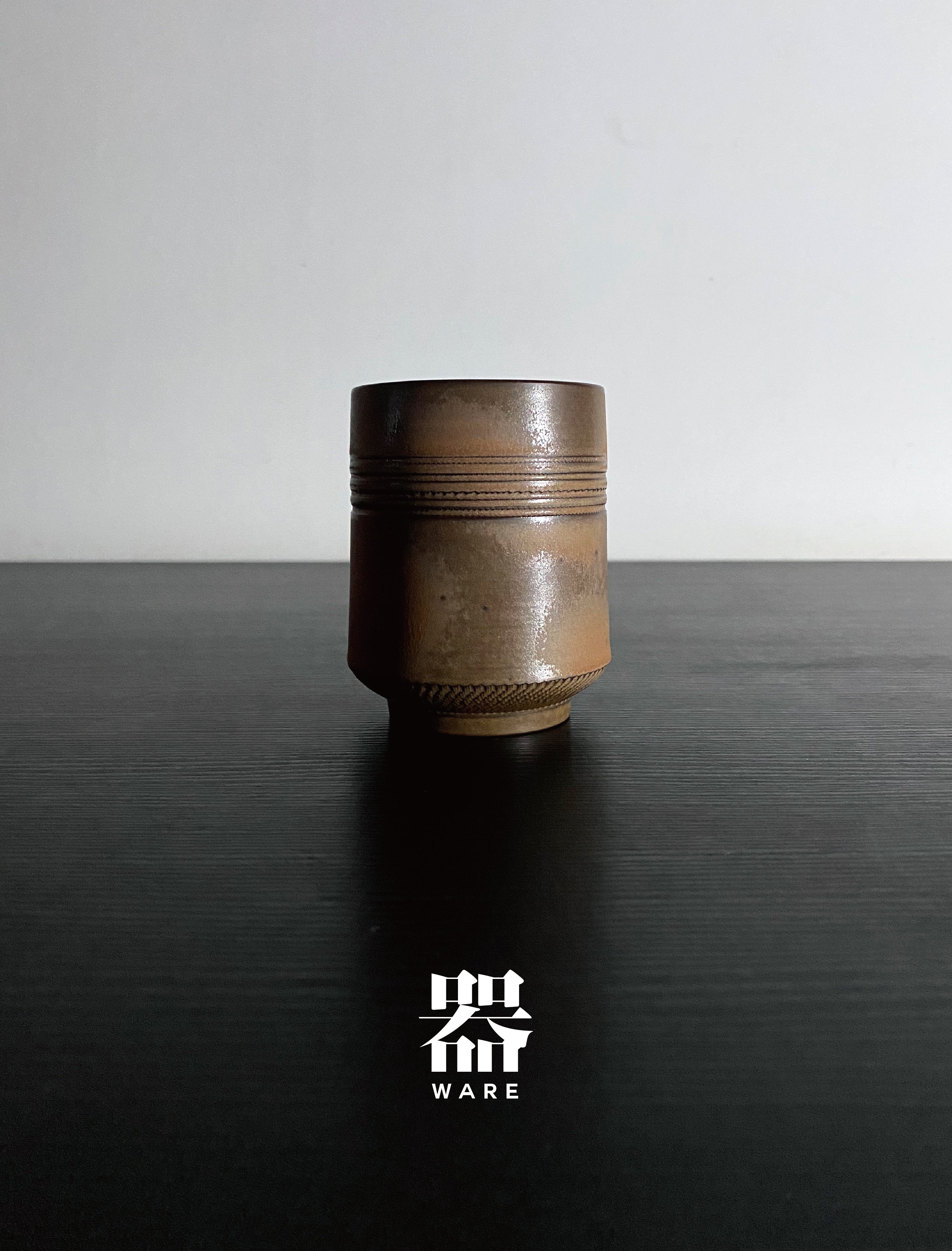 BUSIII Ceramic | Original handmade retro line art ceramic cup
